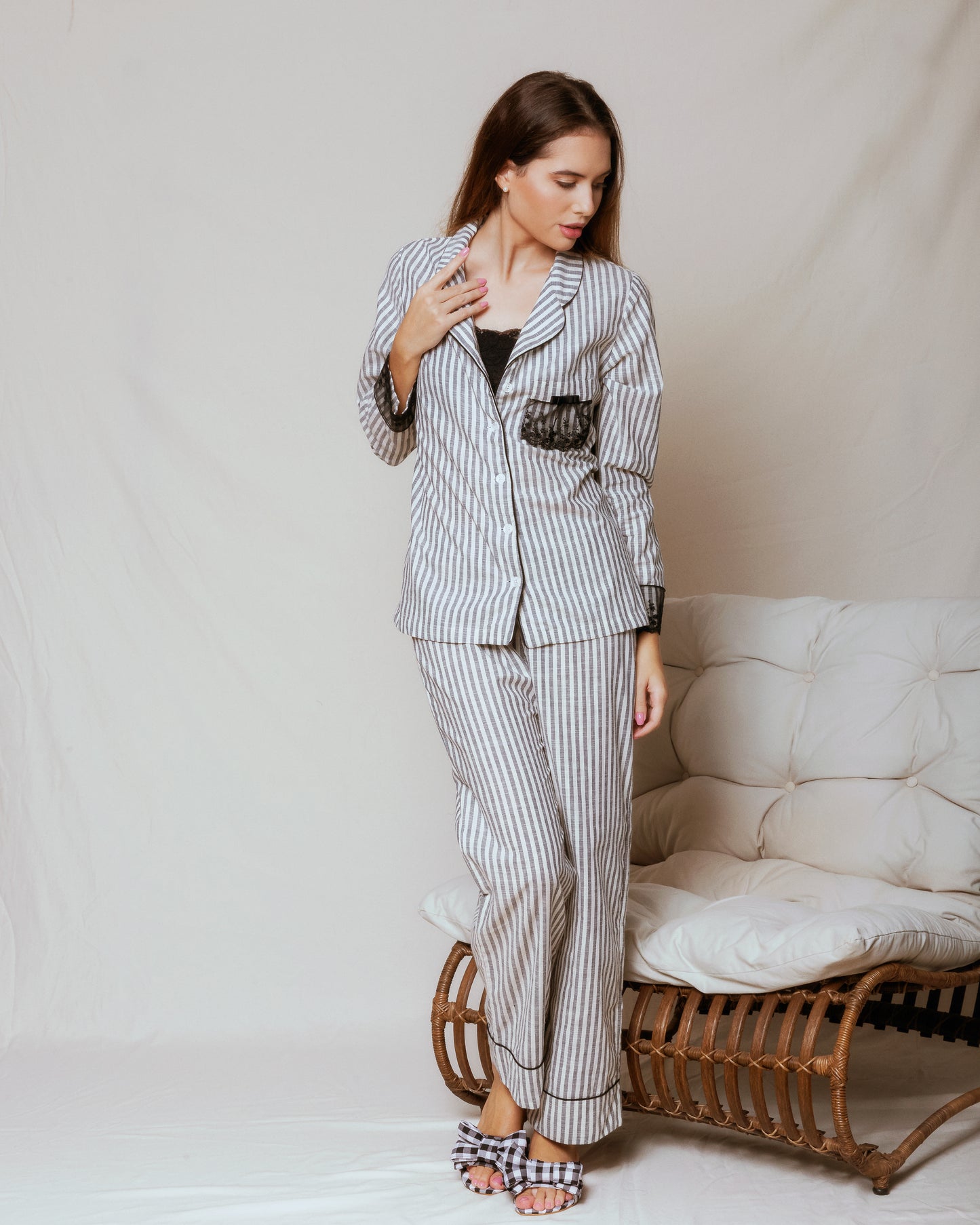 Pijama Alfaiataria Listrado Off-White / Preto