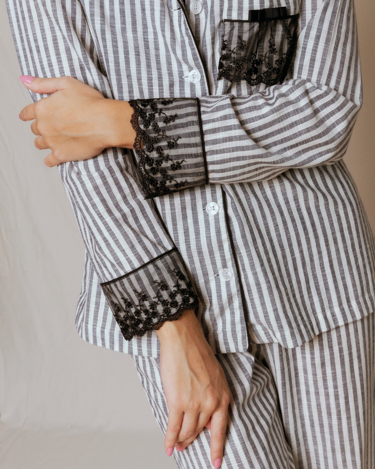 Pijama Alfaiataria Listrado Off-White / Preto